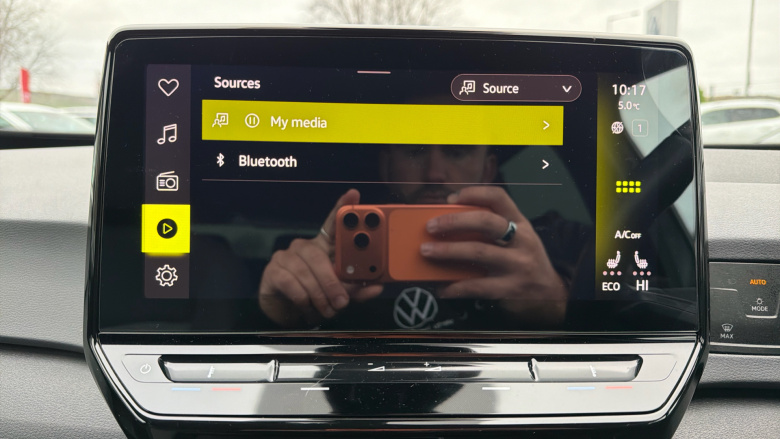 Volkswagen ID.3 150kW Life Pro Performance 58kWh 5dr Auto Electric Hatchback